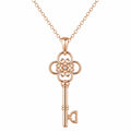 Collana con Ciondolo a Forma di Chiave in Oro Rosa